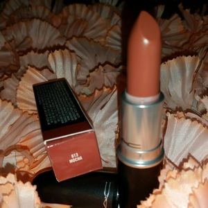 MAC Cosmetics MOCHA lipstick